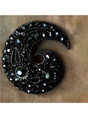Vintage Paisley Black Rhinestone and Metal Brooch